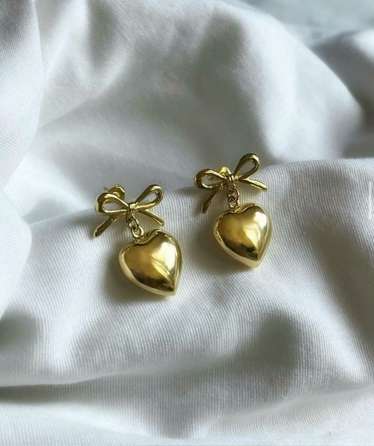 HEART BOW EARRINGS