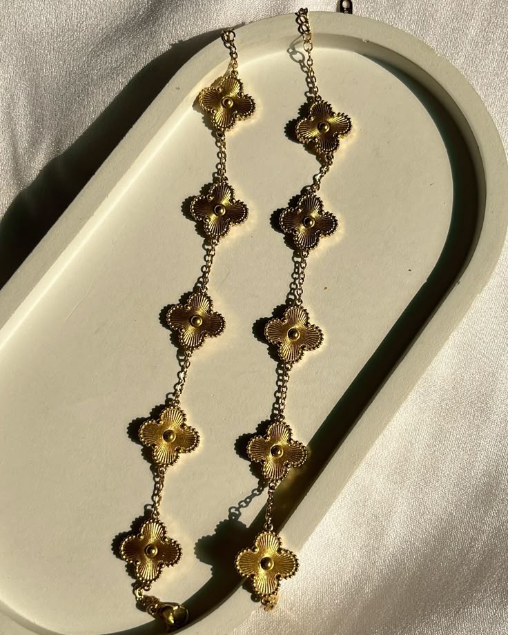 OLD GOLD PLATED CHAIN BRACELET