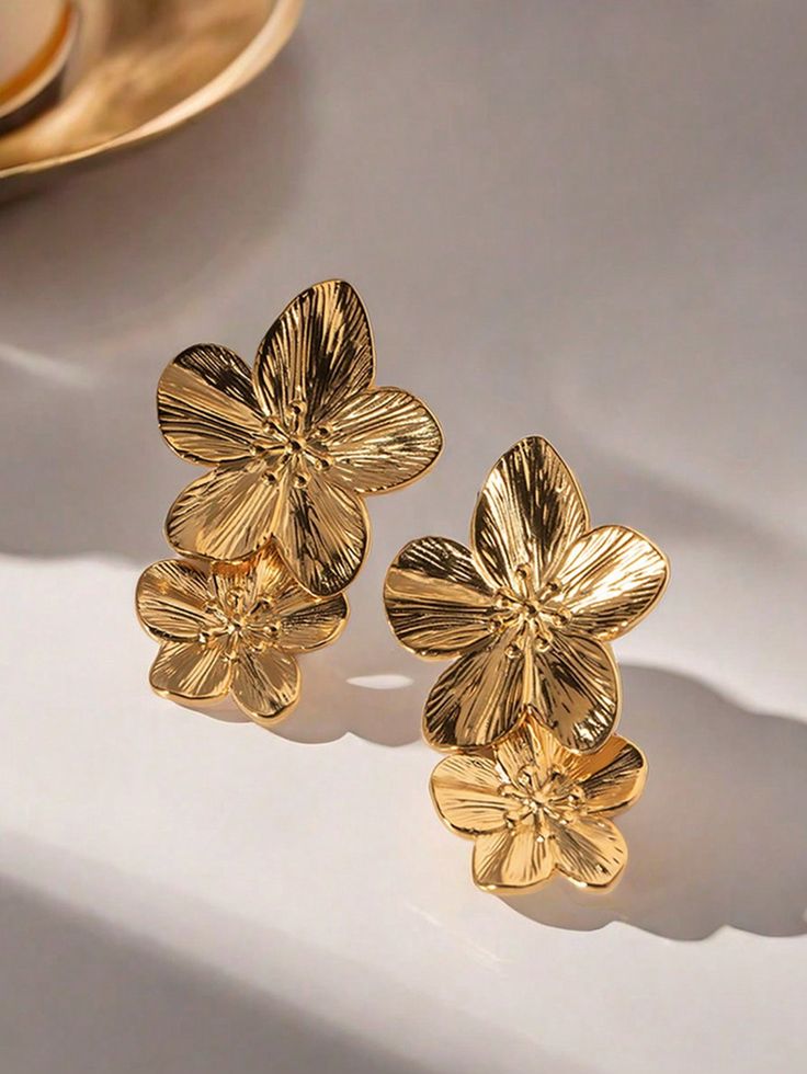 Double Flower Stud Earring
