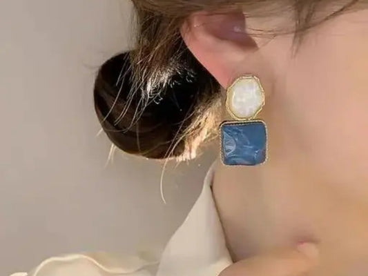 STONE DROP EARRIONGS