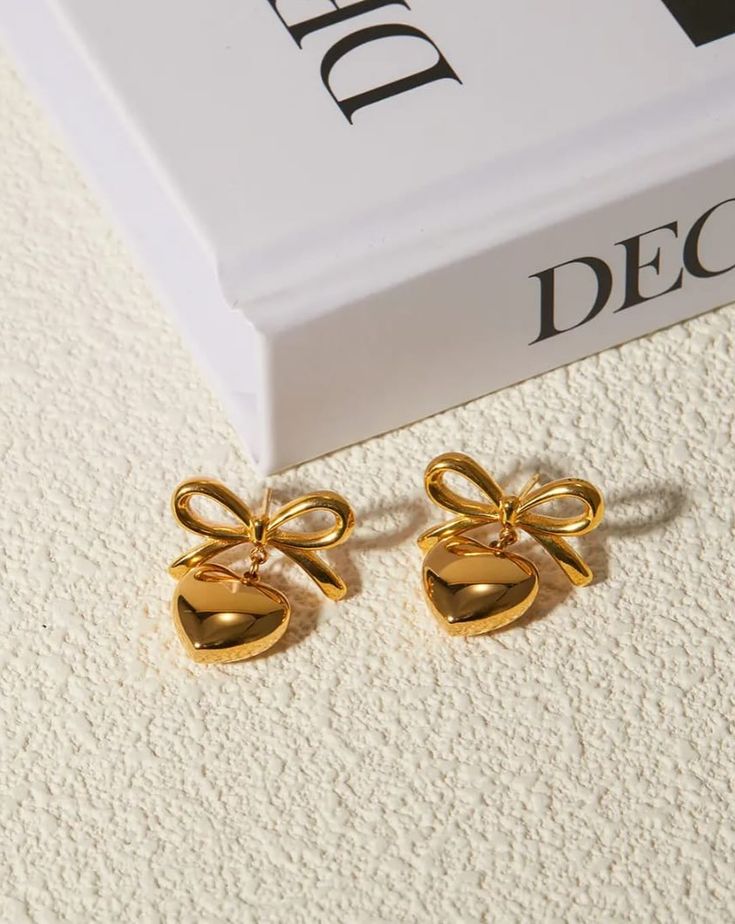 HEART BOW EARRINGS
