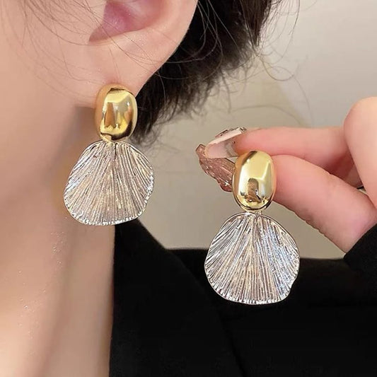 Shel Shape Clip on Earrings
