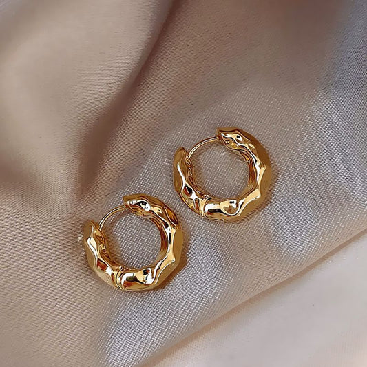 IRREGULAR CIRCLE BALI HOOP