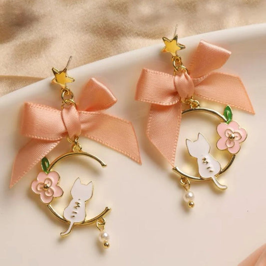 CAT DROP EARRING WITH BOW RIBBON