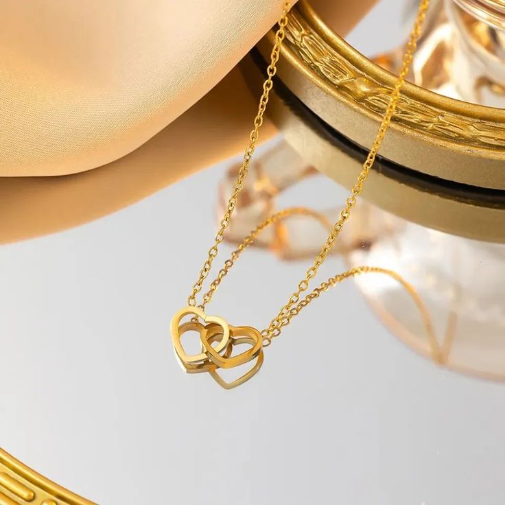 DOUBLE HEART CRISS CROSS CHAIN