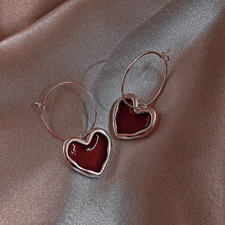 GOLDEN HEART HOOP EARRINGS