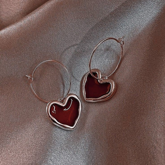 GOLDEN HEART HOOP EARRINGS