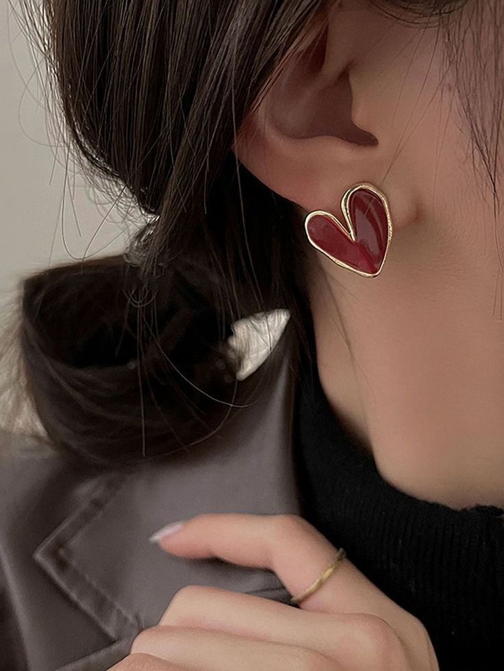 HEART ALLOY STUD EARRINGS