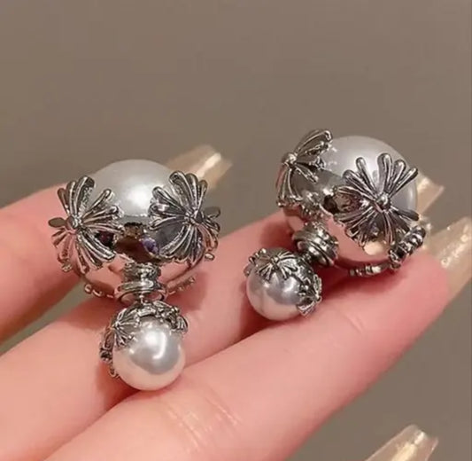 VINTAGE SILVER CROSS PEARL STUD