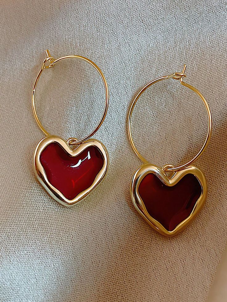 GOLDEN HEART HOOP EARRINGS