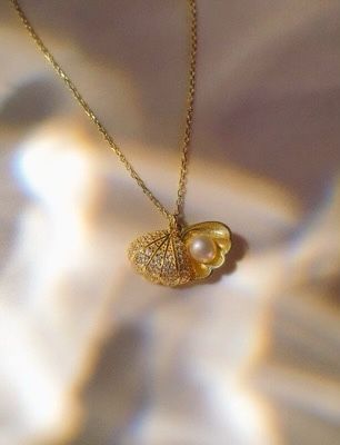 Seashell Minimal Necklace