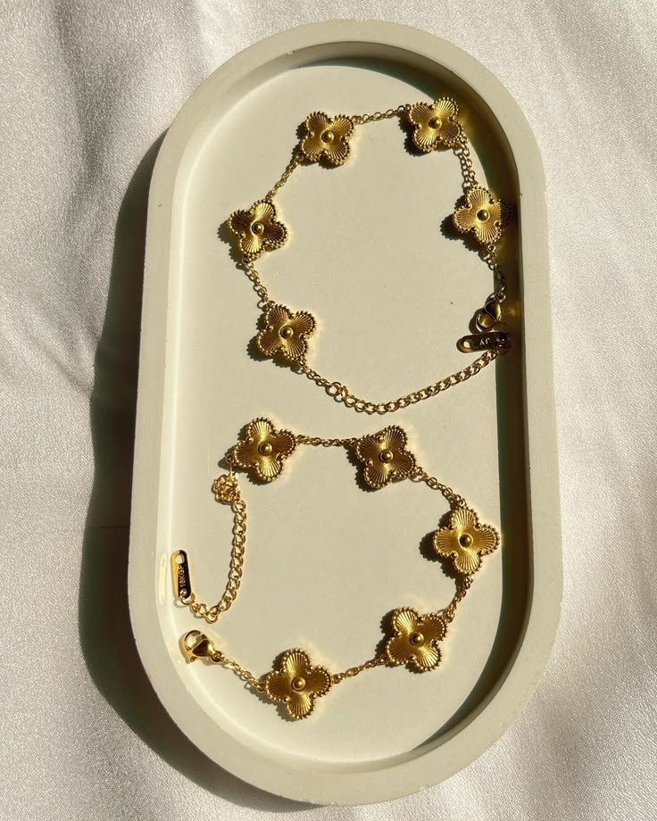 OLD GOLD PLATED CHAIN BRACELET