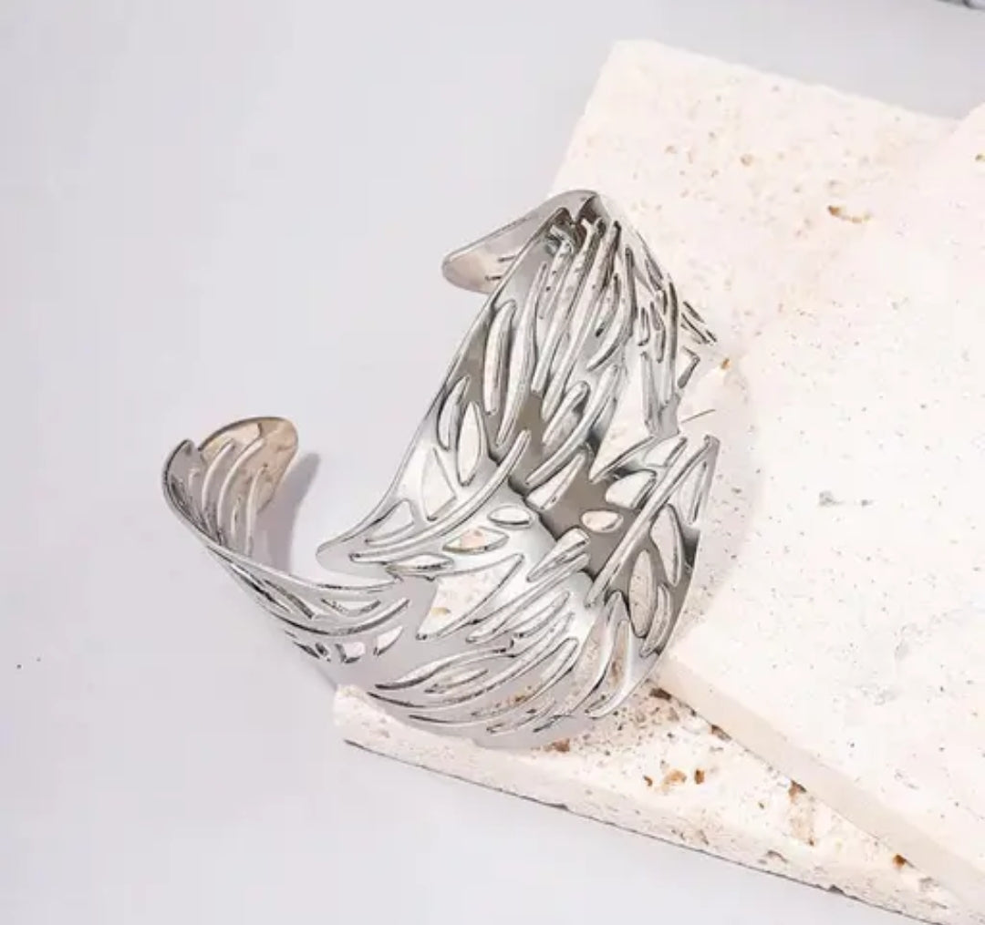 SILVER CUFF BRACELET