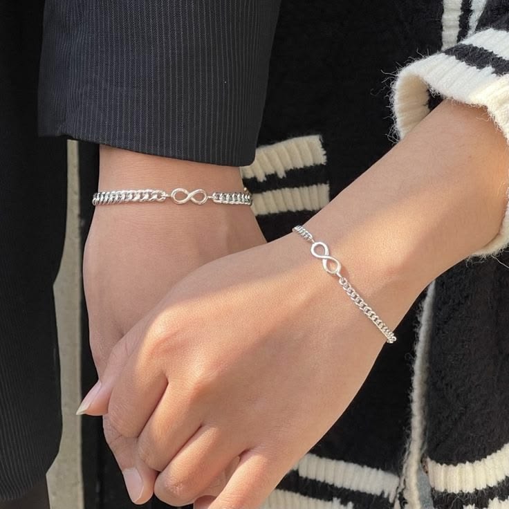 INFINITY COUPLE BRACELET