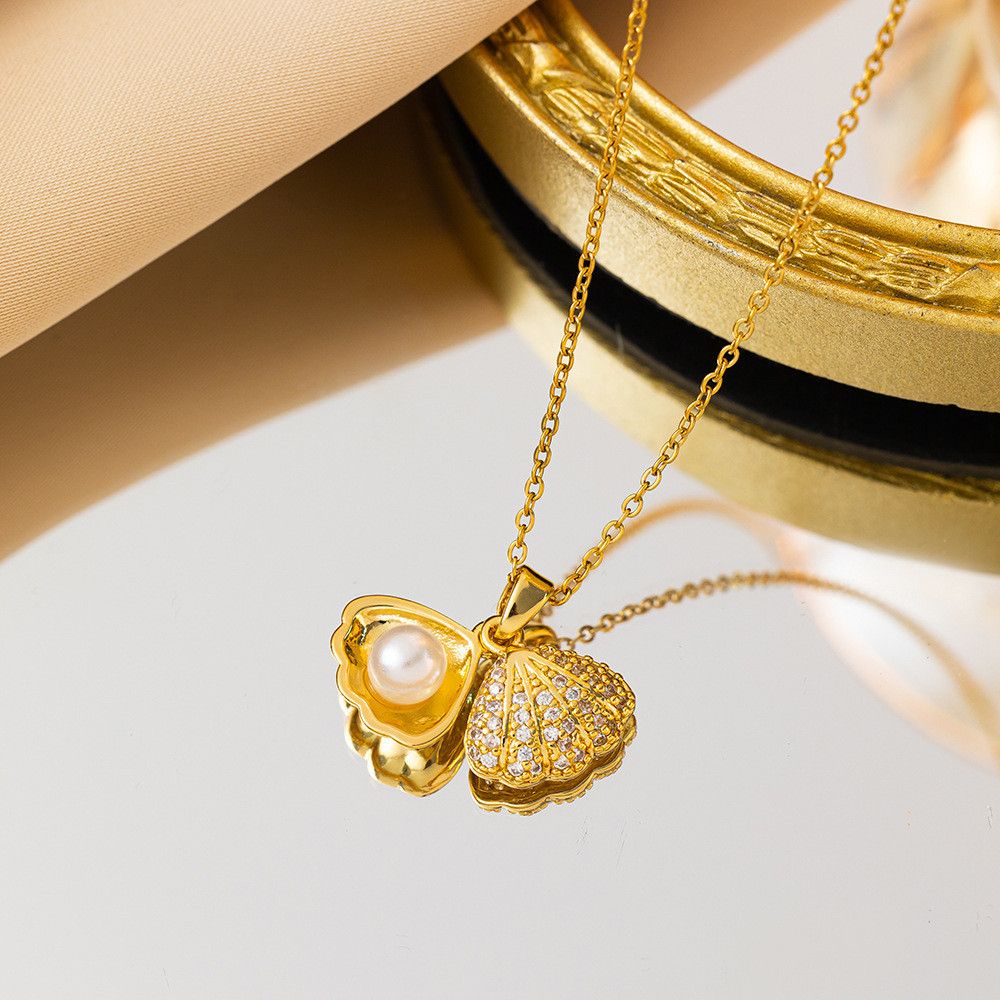 STERLING SILVER SHELL PEARL PENDANT CHAIN