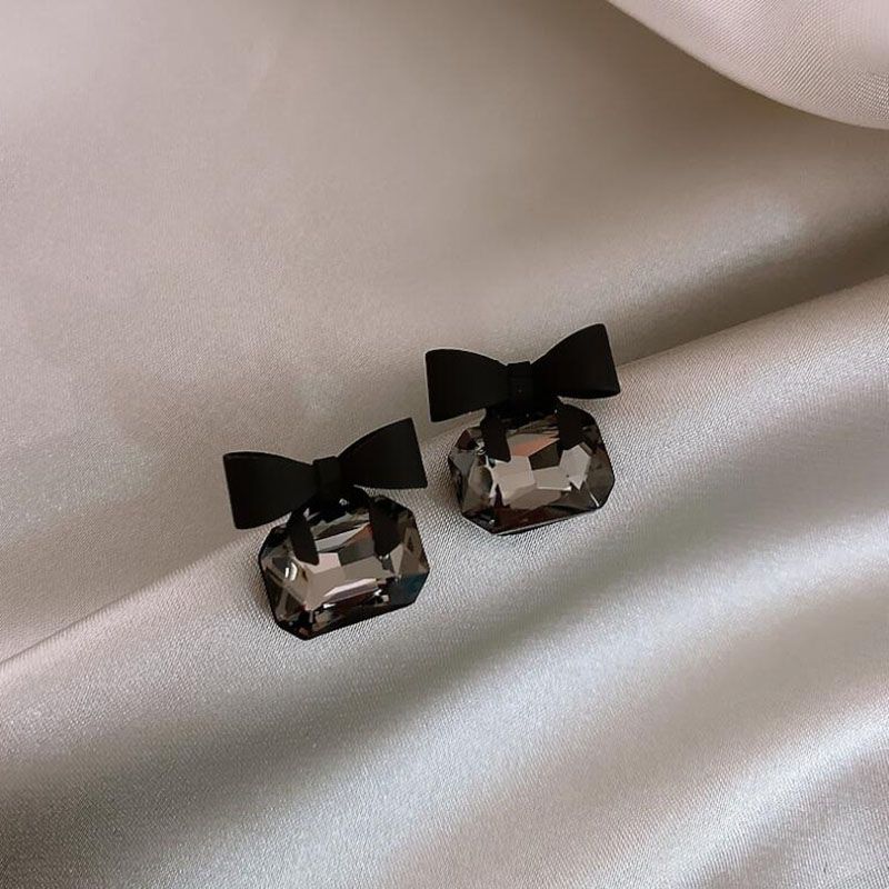 NOIR BOW STUD EARRINGS