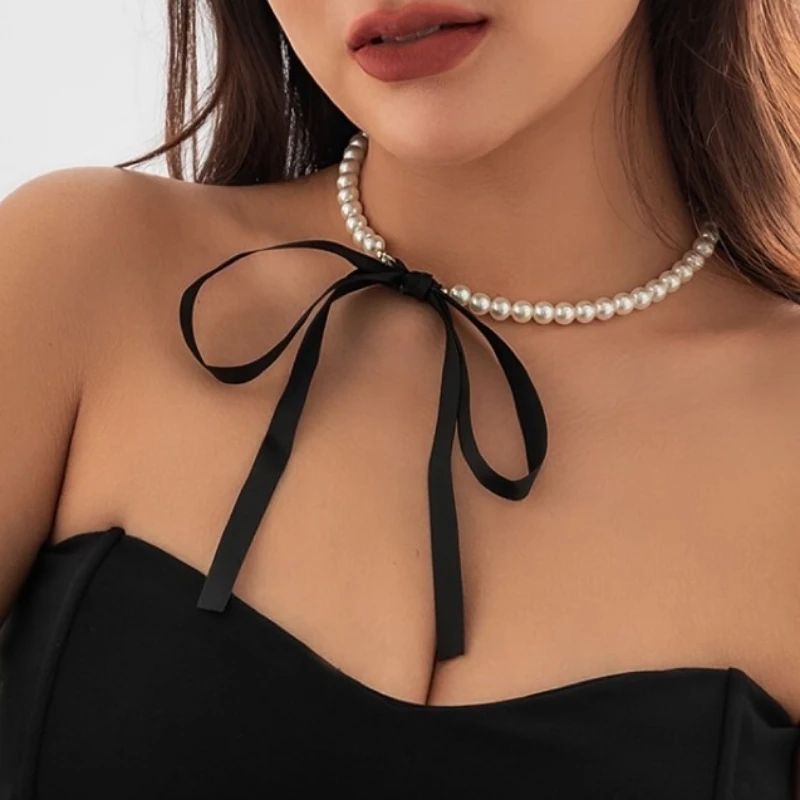 RIBBON PEARL CHOKER