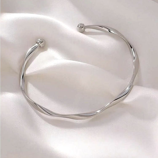 SILVER OPEN BANGLE