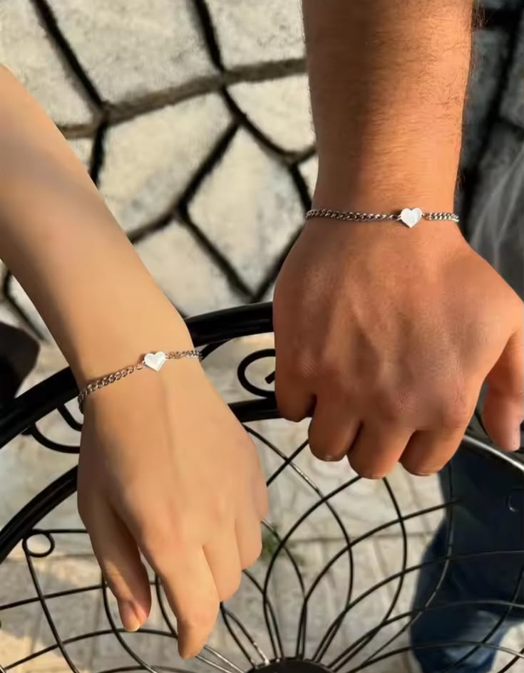HEART LINK COUPLE BRACELET