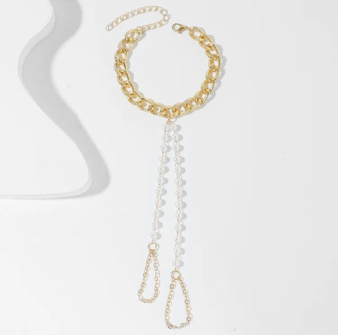 PEARL CHAIN FINGERING BRACELET